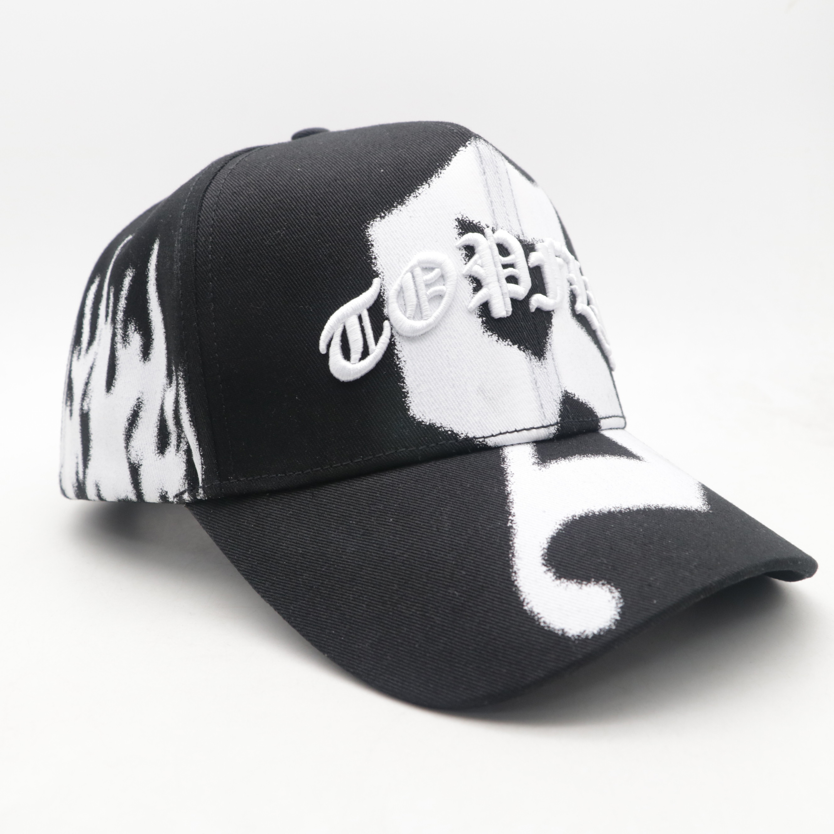 Wholesale 5 Panel Dandy Hats High Quality Black Baseball Cap with Satin Lining and Embroidery Logo 1