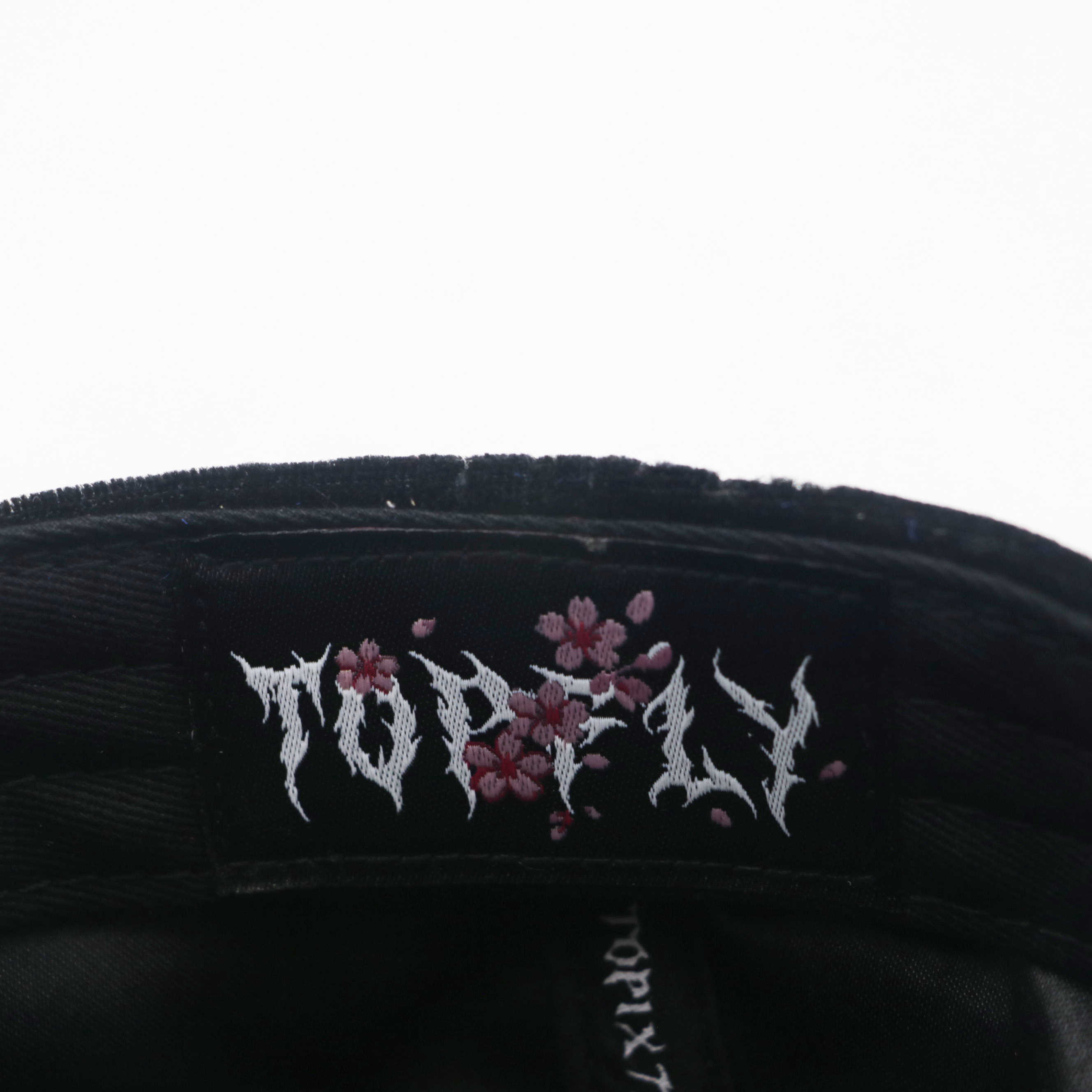 Fashion Velvet Baseball Cap Embossed Rose With Rhinestones Custom Vintage Metal Logo Trucker Hat