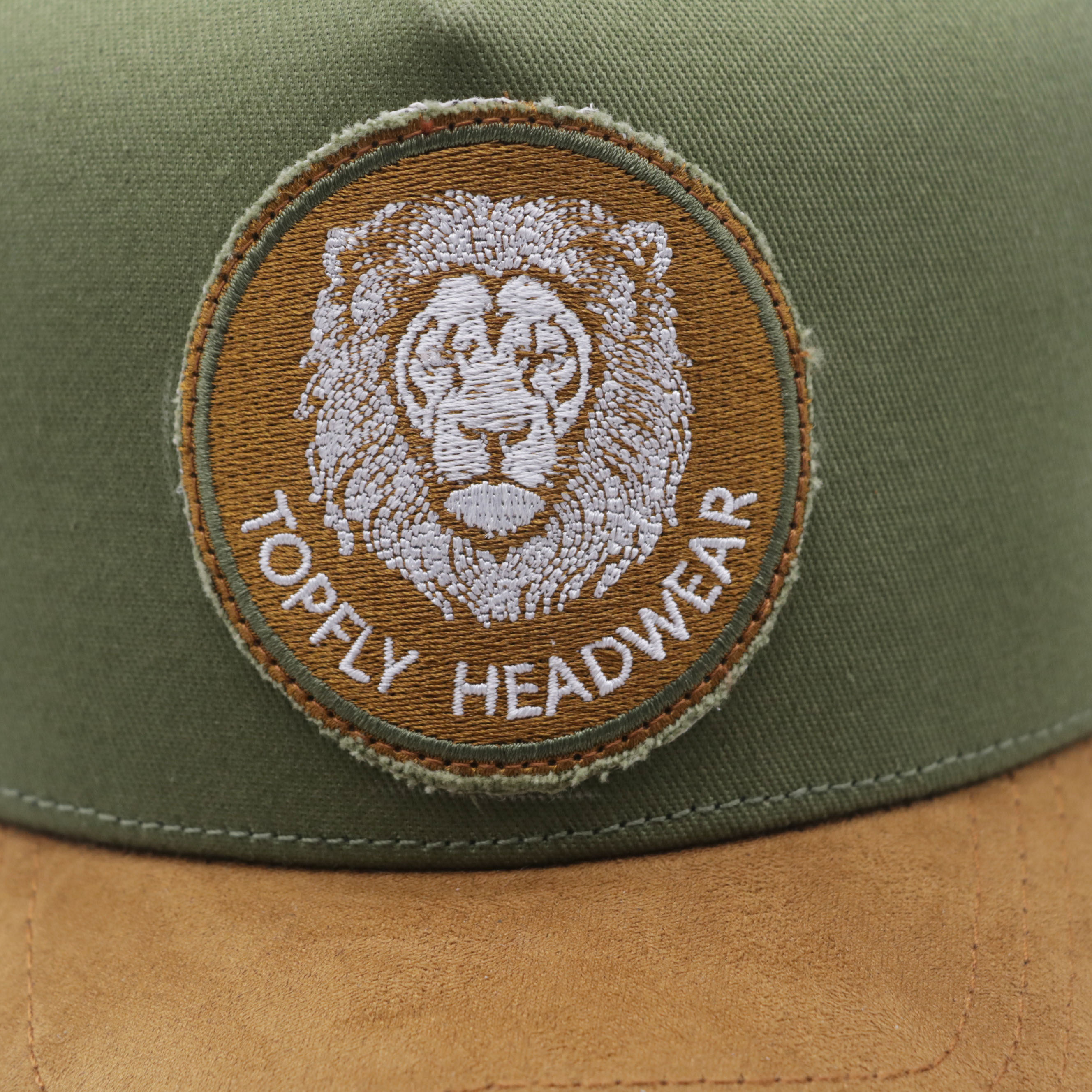 Wholesale Suede Curved Brim Trucker Cap, Custom Lion Embroidery Woven Patch, Mesh Back 5 Panel Outdoor Hunting Hat